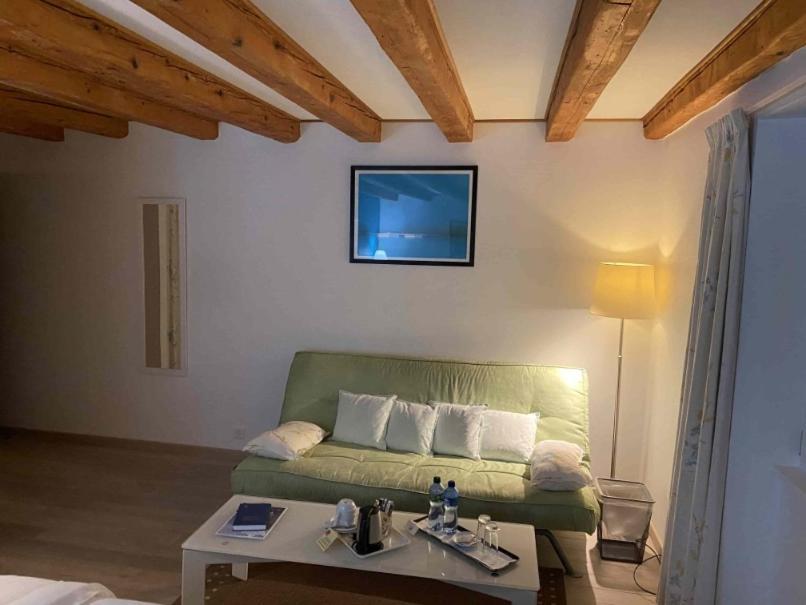 Auberge De Dully Exterior photo