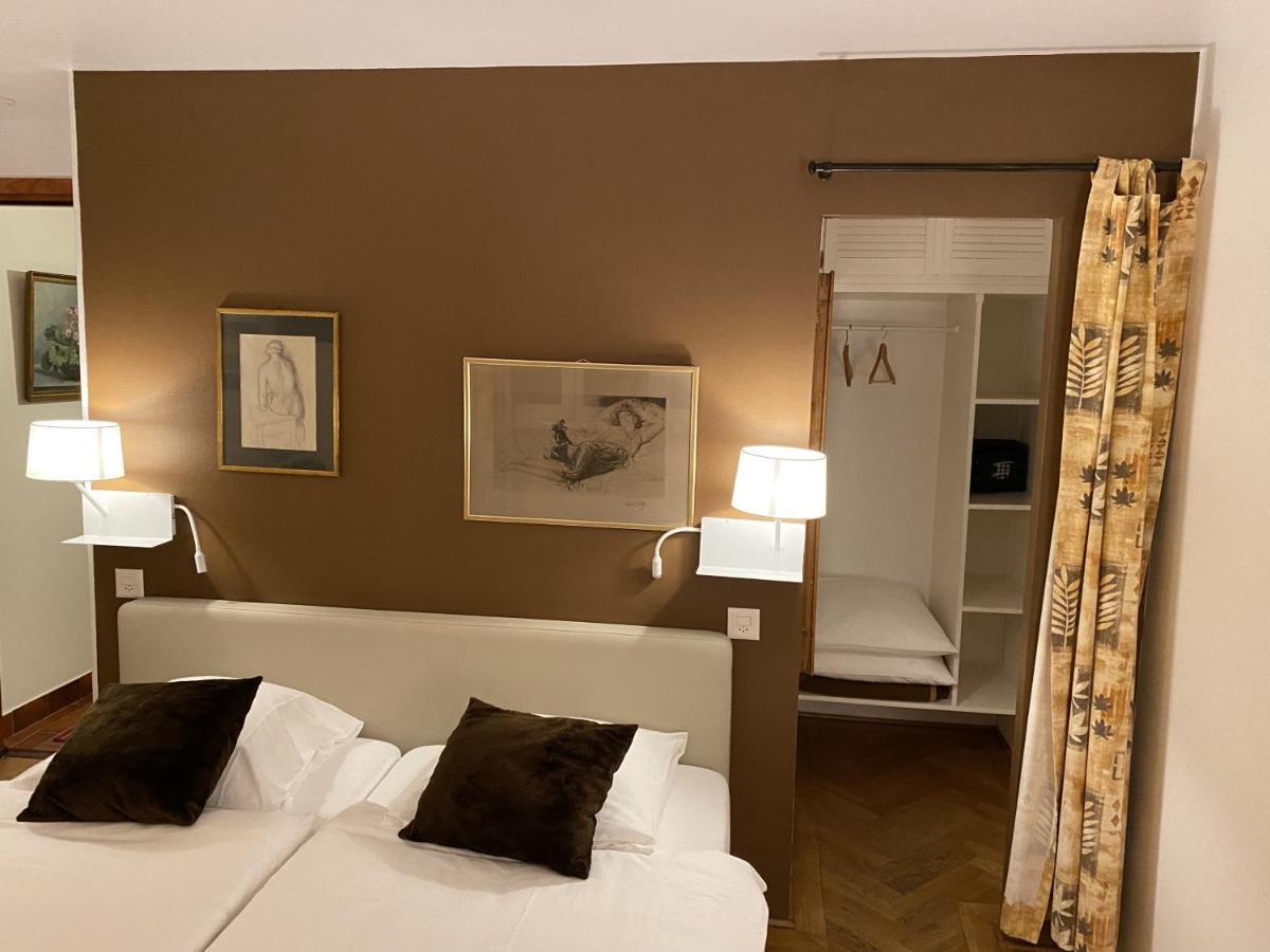 Auberge De Dully Exterior photo