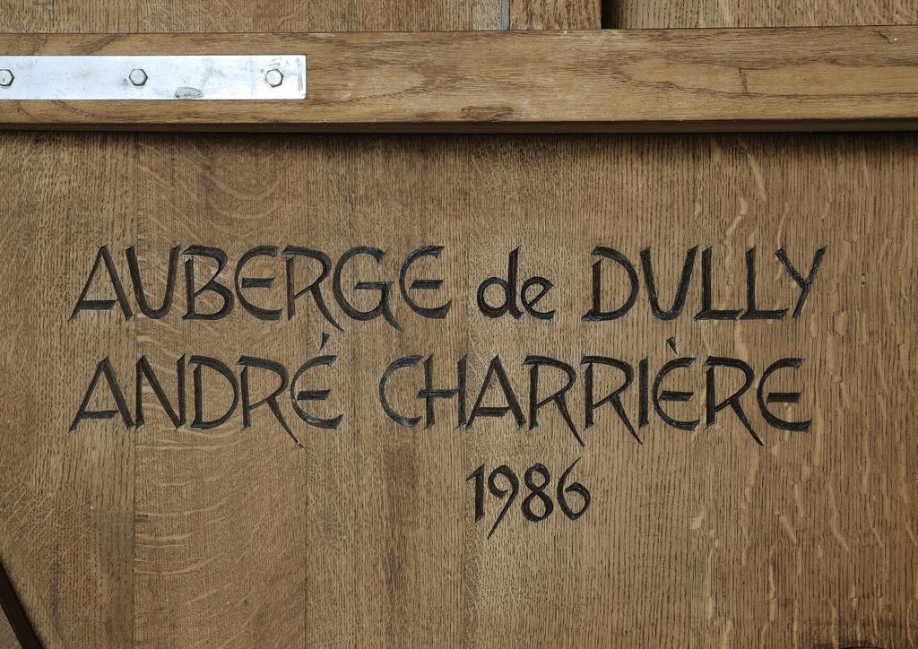 Auberge De Dully Exterior photo